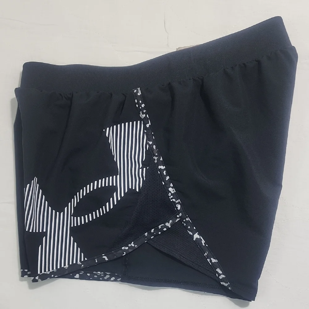 Under Armour Women's Black Shorts